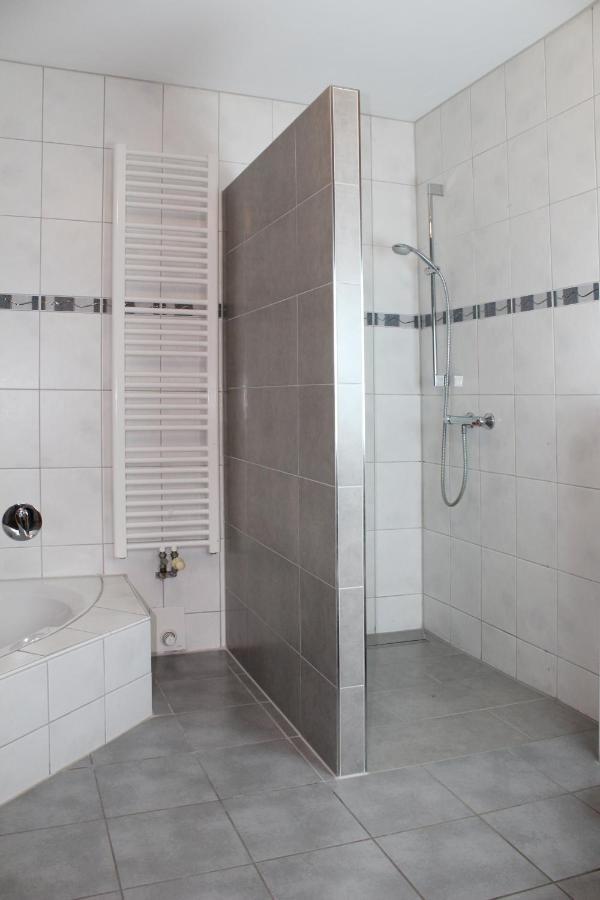 Ferienwohnung In Isenbuettel Bagian luar foto